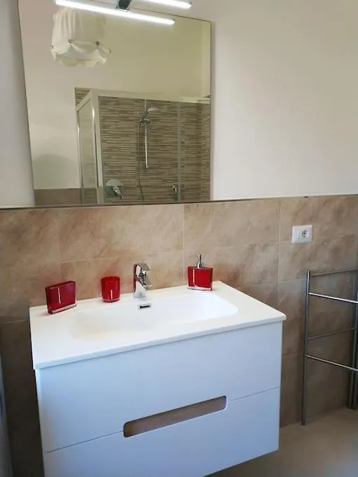 Apartament Le Case Di Giulia Abbadia Lariana Włochy